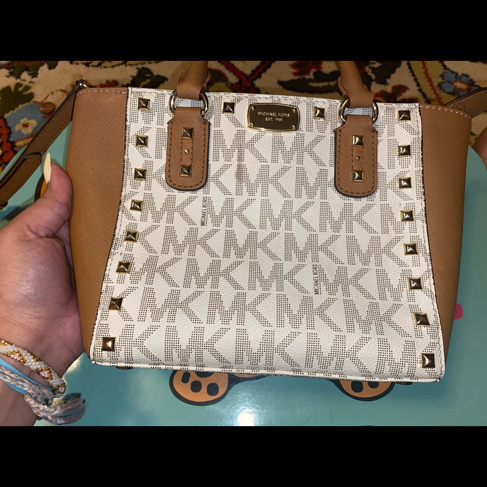 ❤️Michael Kors Sandrine studded bag❤️